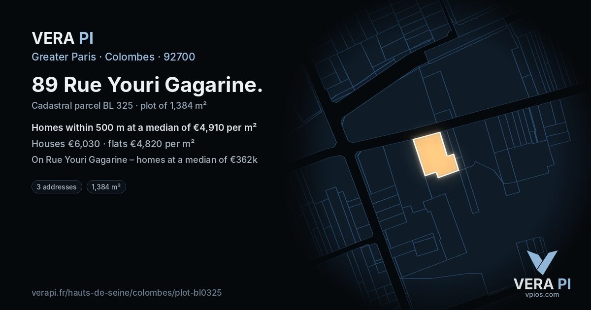 89 Rue Youri Gagarine, Colombes at night – the plot lit, the parcels around coloured by the prices near them