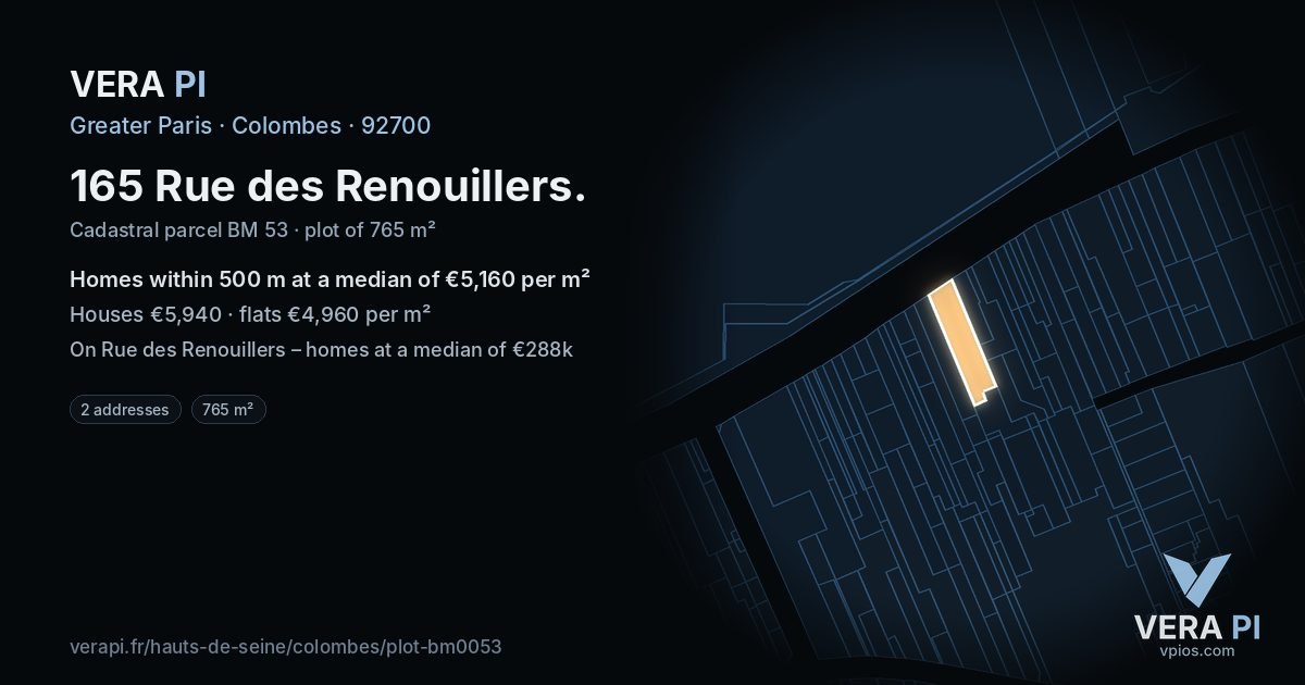 165 Rue des Renouillers, Colombes at night – the plot lit, the parcels around coloured by the prices near them