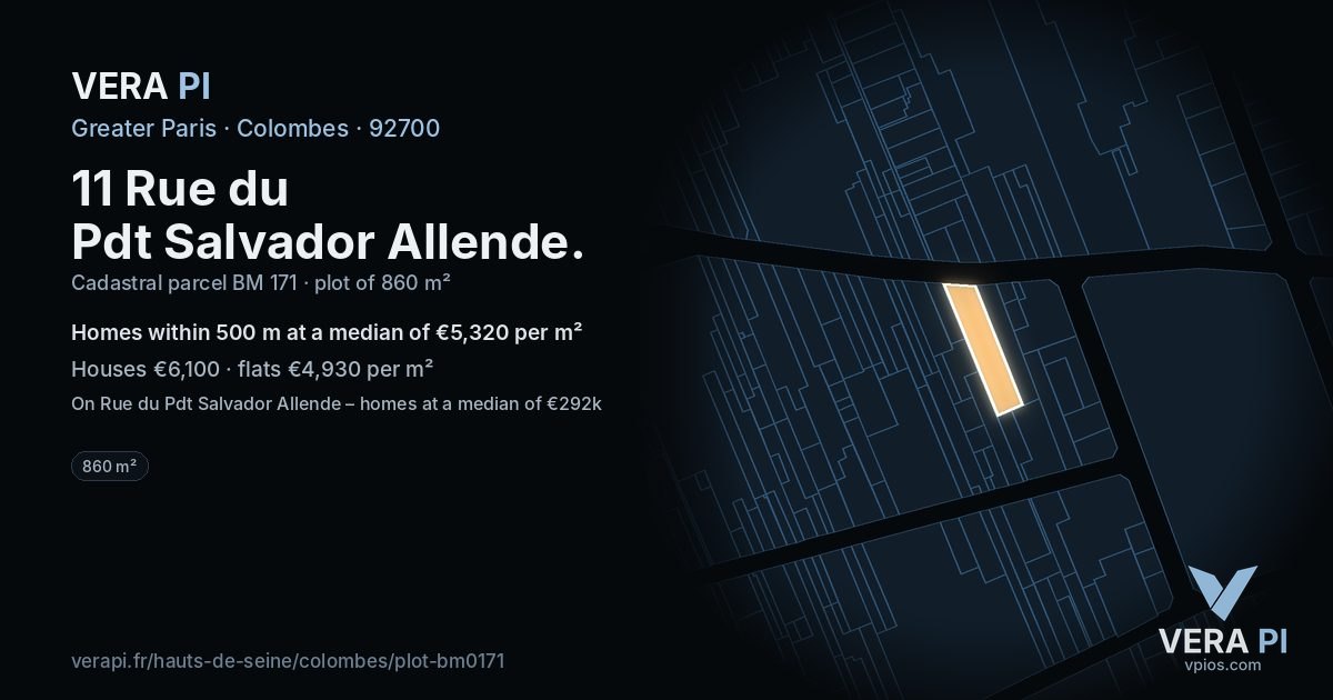 11 Rue du Pdt Salvador Allende, Colombes at night – the plot lit, the parcels around coloured by the prices near them