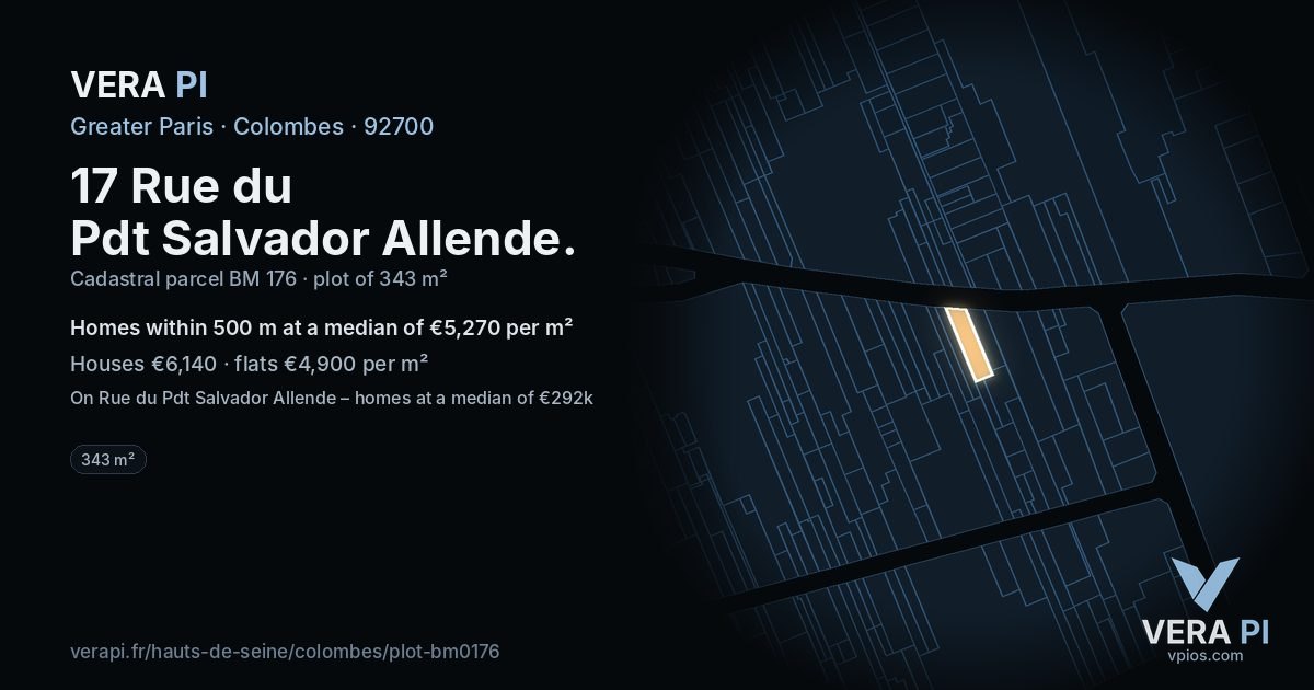 17 Rue du Pdt Salvador Allende, Colombes at night – the plot lit, the parcels around coloured by the prices near them