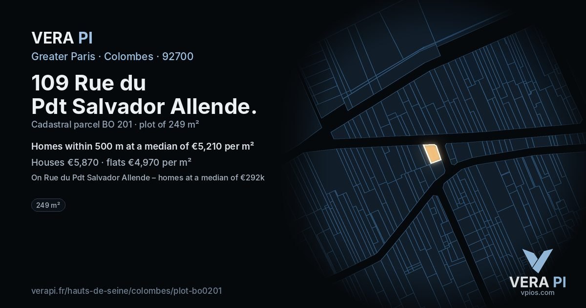 109 Rue du Pdt Salvador Allende, Colombes at night – the plot lit, the parcels around coloured by the prices near them