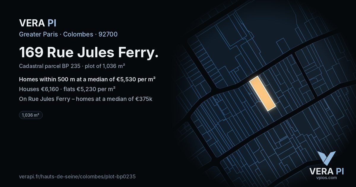 169 Rue Jules Ferry, Colombes at night – the plot lit, the parcels around coloured by the prices near them
