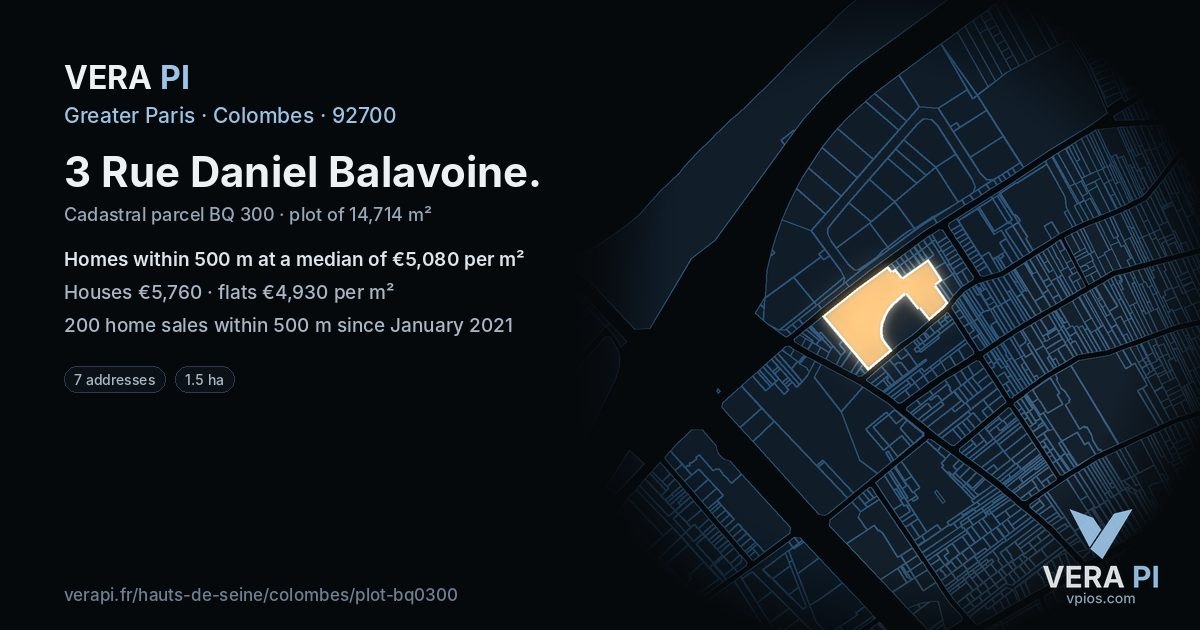 3 Rue Daniel Balavoine, Colombes at night – the plot lit, the parcels around coloured by the prices near them