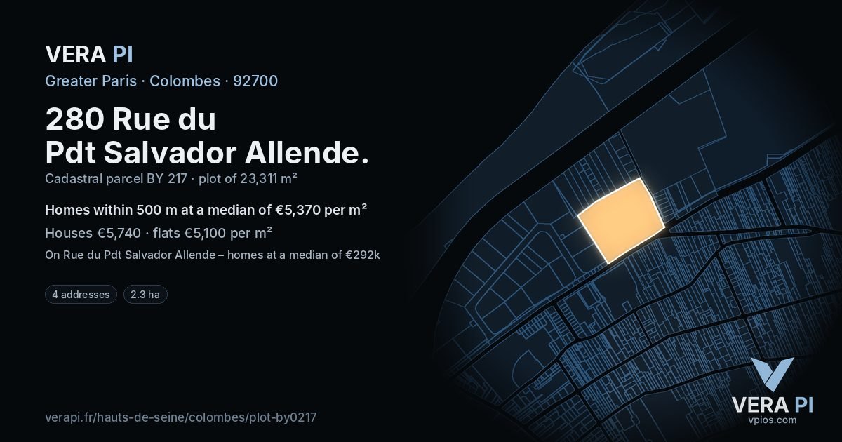 280 Rue du Pdt Salvador Allende, Colombes at night – the plot lit, the parcels around coloured by the prices near them