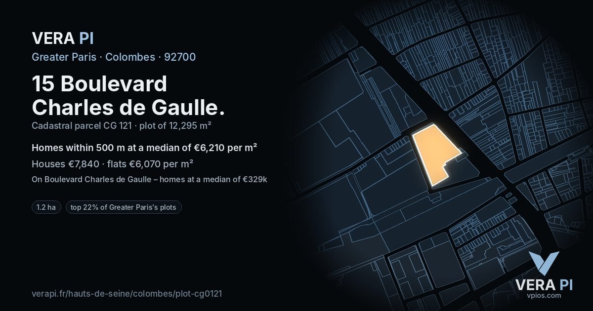 15 Boulevard Charles de Gaulle, Colombes at night – the plot lit, the parcels around coloured by the prices near them