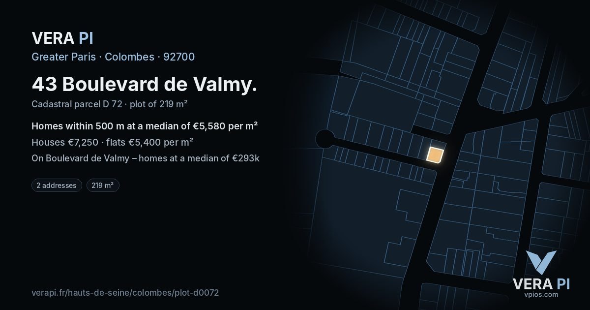 43 Boulevard de Valmy, Colombes at night – the plot lit, the parcels around coloured by the prices near them