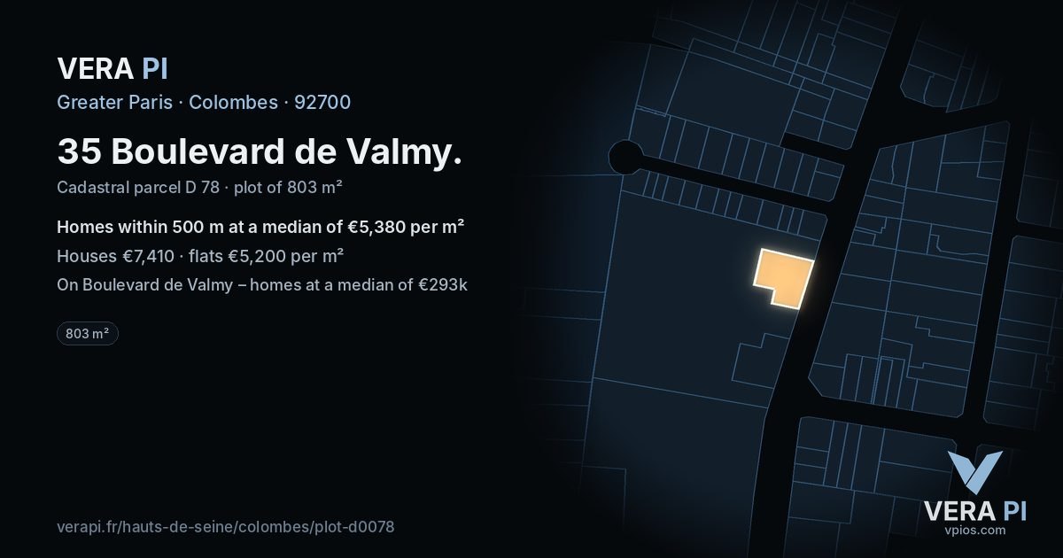 35 Boulevard de Valmy, Colombes at night – the plot lit, the parcels around coloured by the prices near them