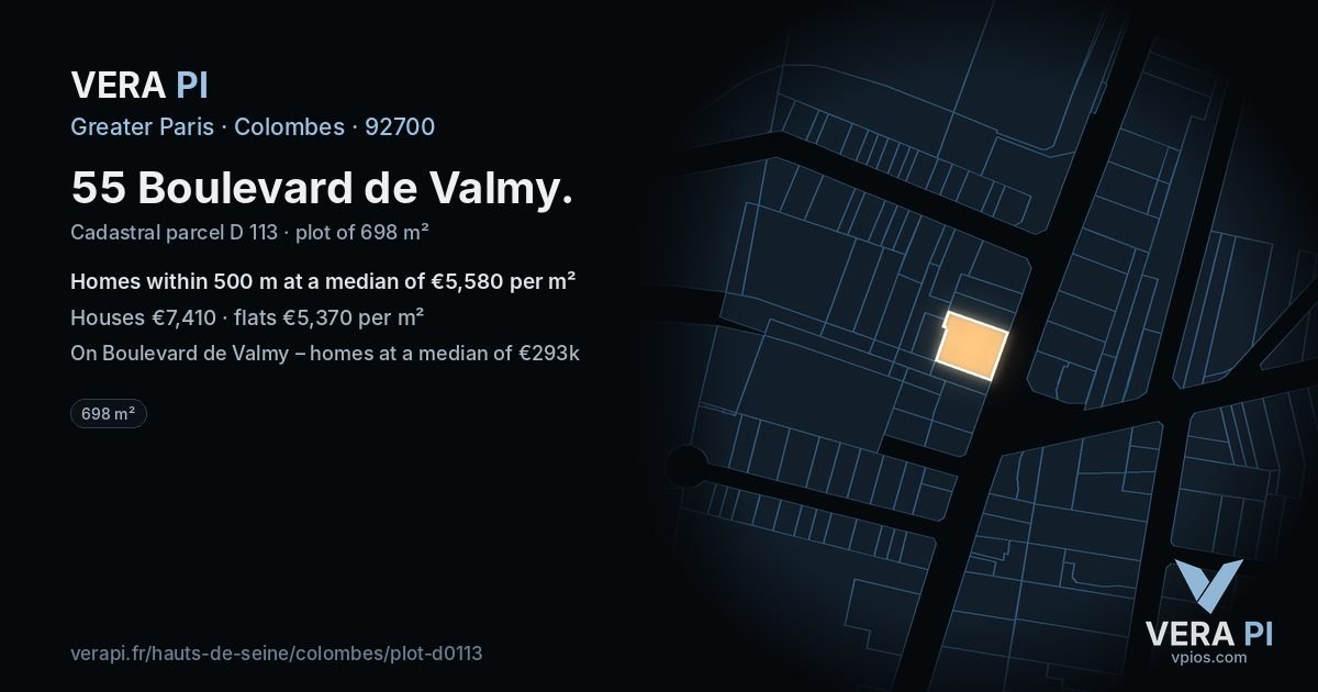 55 Boulevard de Valmy, Colombes at night – the plot lit, the parcels around coloured by the prices near them