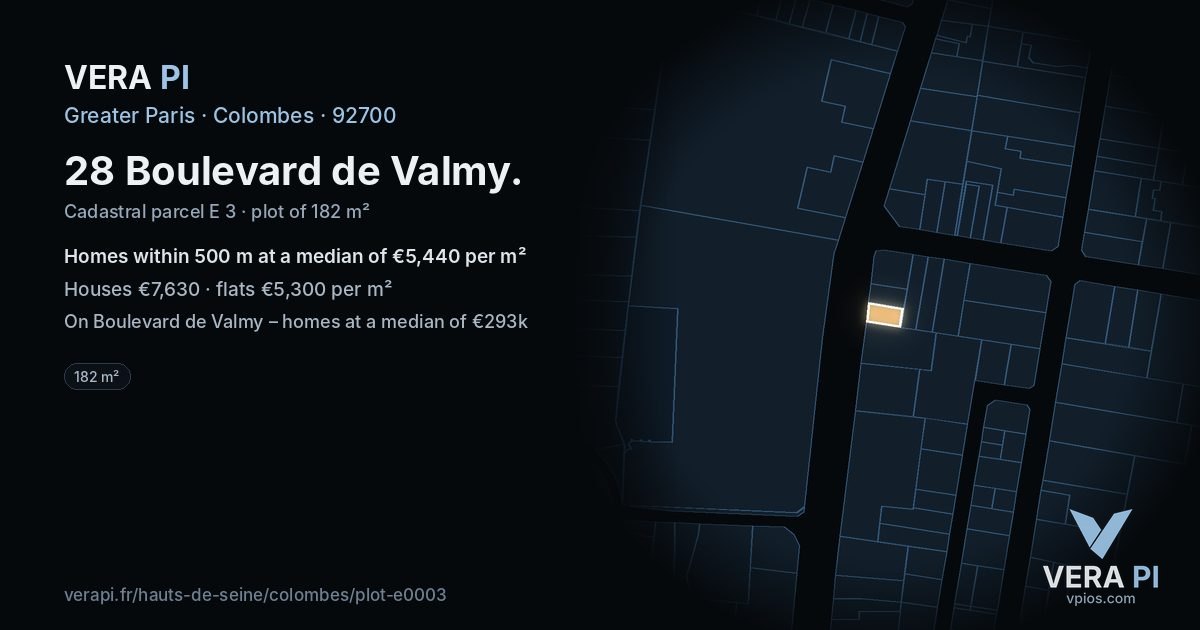 28 Boulevard de Valmy, Colombes at night – the plot lit, the parcels around coloured by the prices near them
