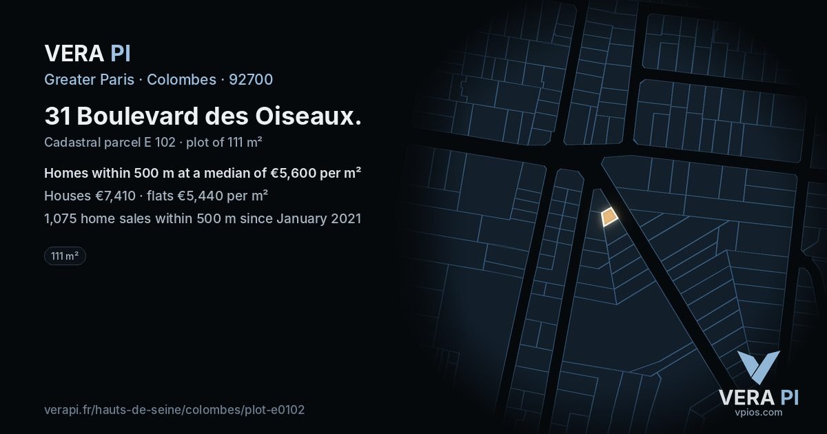 31 Boulevard des Oiseaux, Colombes at night – the plot lit, the parcels around coloured by the prices near them