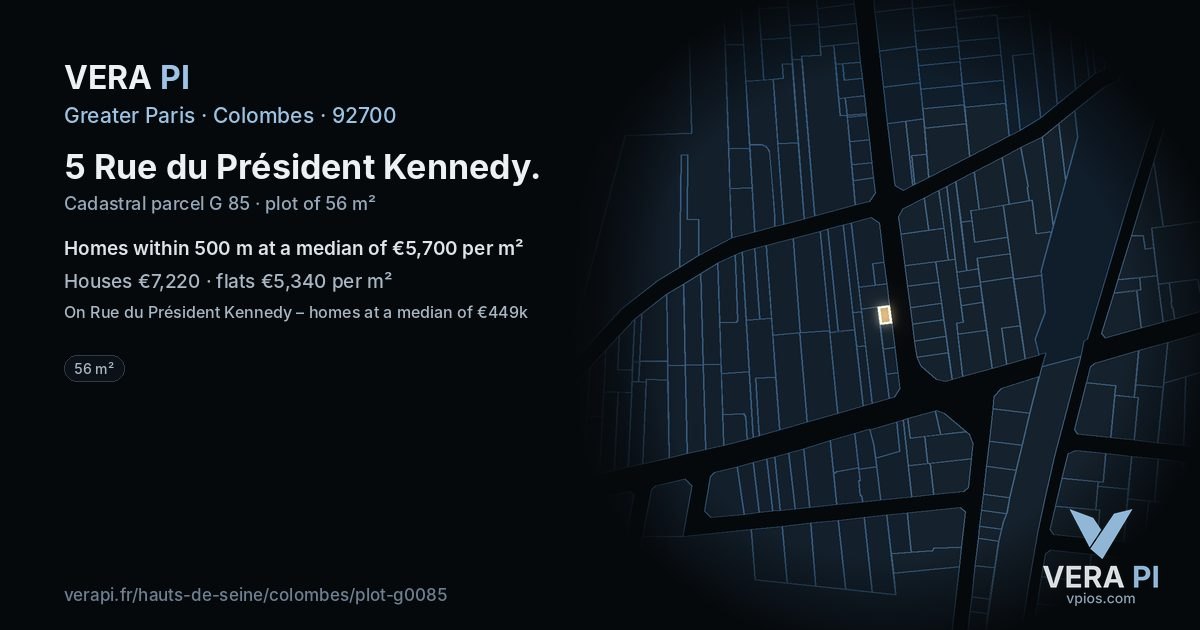 5 Rue du Président Kennedy, Colombes at night – the plot lit, the parcels around coloured by the prices near them