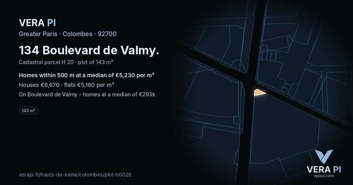 134 Boulevard de Valmy, Colombes at night – the plot lit, the parcels around coloured by the prices near them