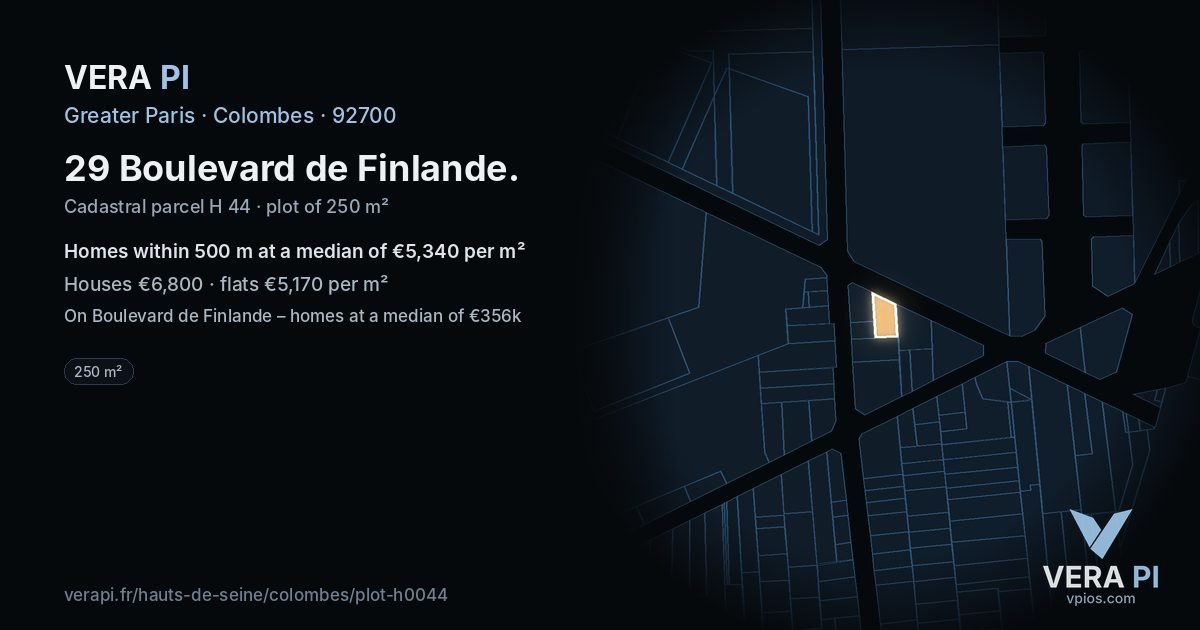 29 Boulevard de Finlande, Colombes at night – the plot lit, the parcels around coloured by the prices near them