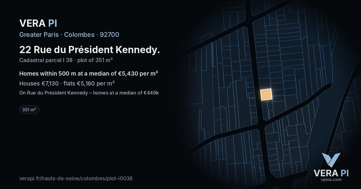 22 Rue du Président Kennedy, Colombes at night – the plot lit, the parcels around coloured by the prices near them