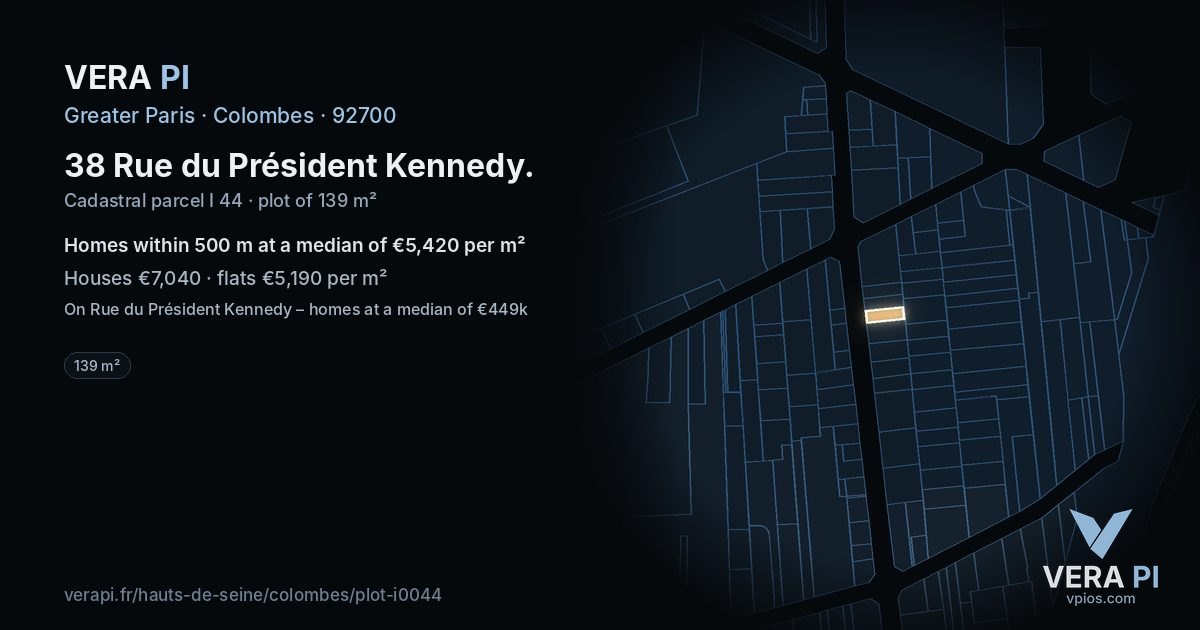 38 Rue du Président Kennedy, Colombes at night – the plot lit, the parcels around coloured by the prices near them