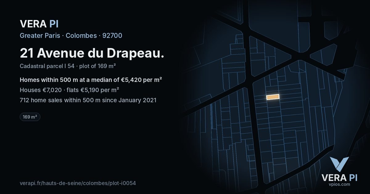 21 Avenue du Drapeau, Colombes at night – the plot lit, the parcels around coloured by the prices near them
