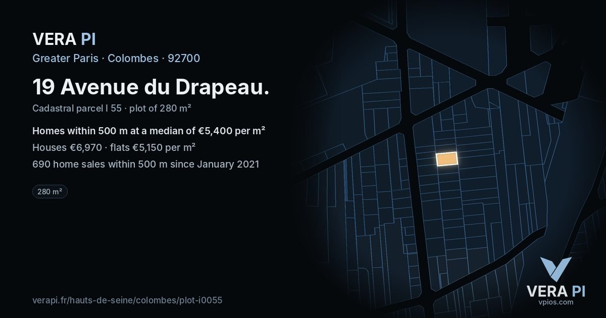 19 Avenue du Drapeau, Colombes at night – the plot lit, the parcels around coloured by the prices near them