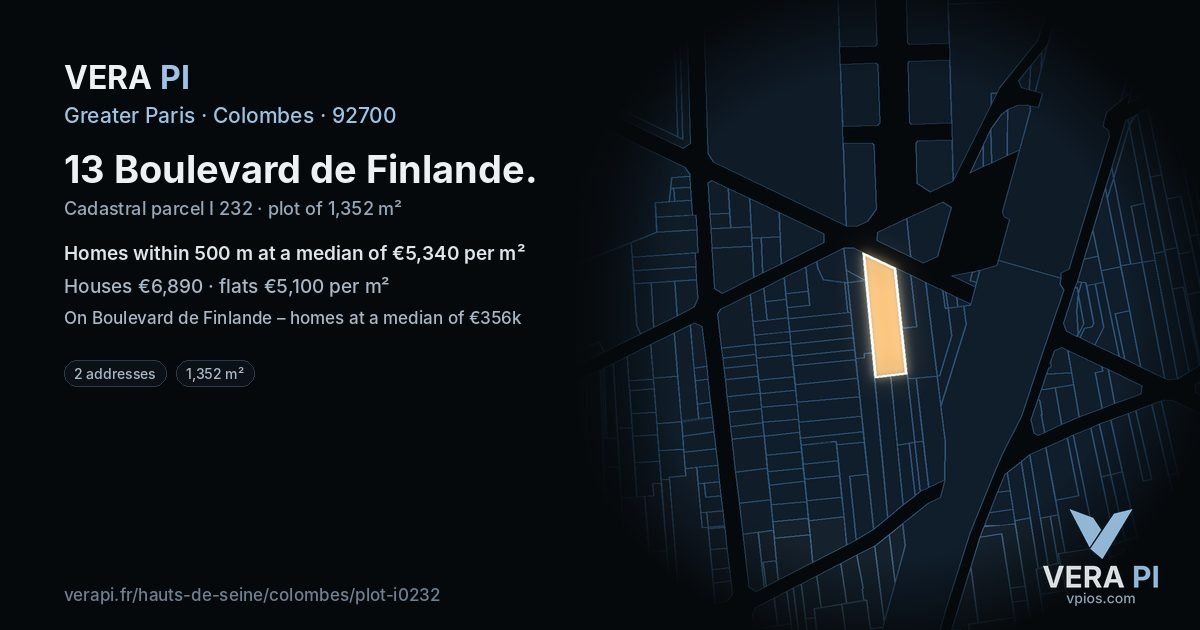 13 Boulevard de Finlande, Colombes at night – the plot lit, the parcels around coloured by the prices near them