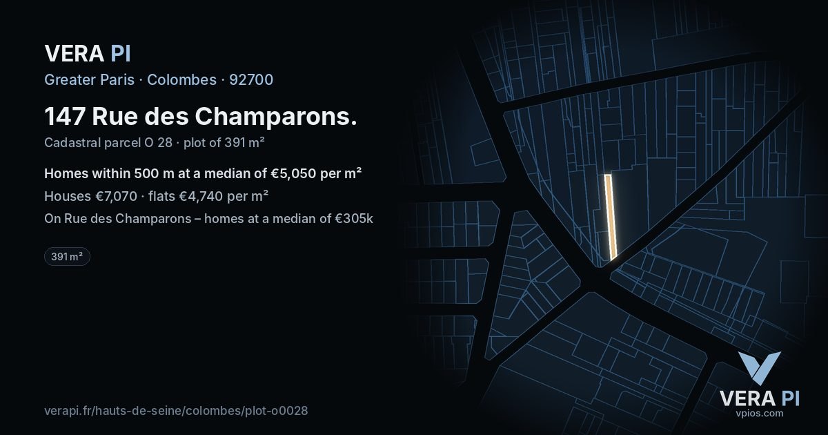 147 Rue des Champarons, Colombes at night – the plot lit, the parcels around coloured by the prices near them