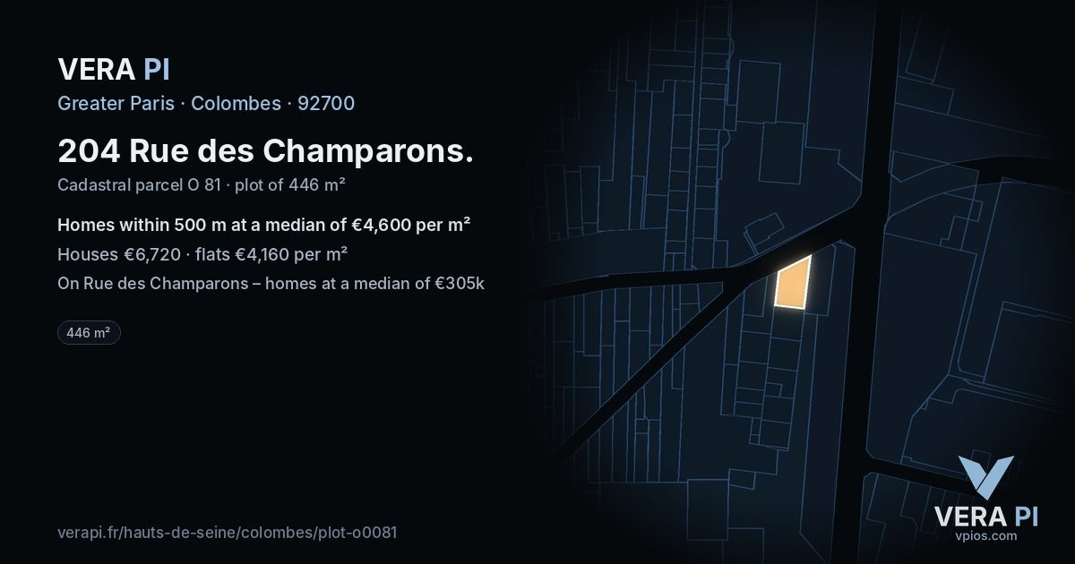 204 Rue des Champarons, Colombes at night – the plot lit, the parcels around coloured by the prices near them