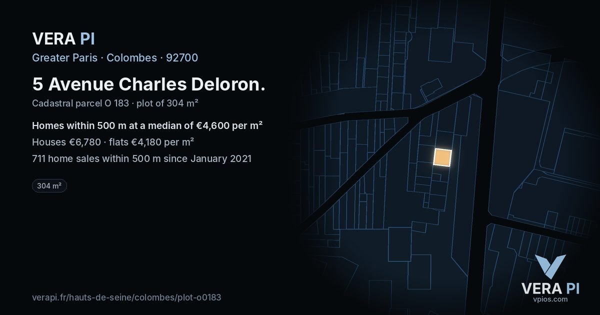 5 Avenue Charles Deloron, Colombes at night – the plot lit, the parcels around coloured by the prices near them