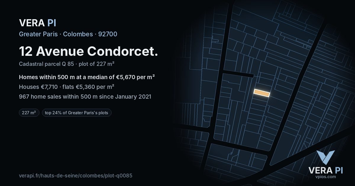 12 Avenue Condorcet, Colombes at night – the plot lit, the parcels around coloured by the prices near them