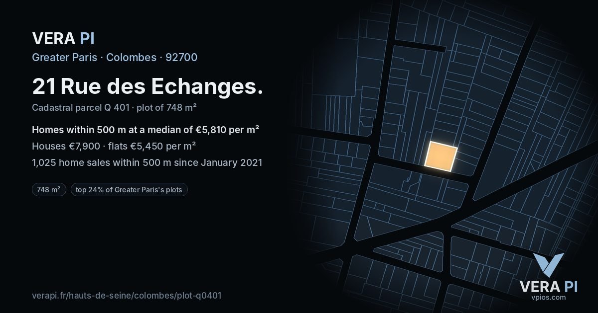 21 Rue des Echanges, Colombes at night – the plot lit, the parcels around coloured by the prices near them