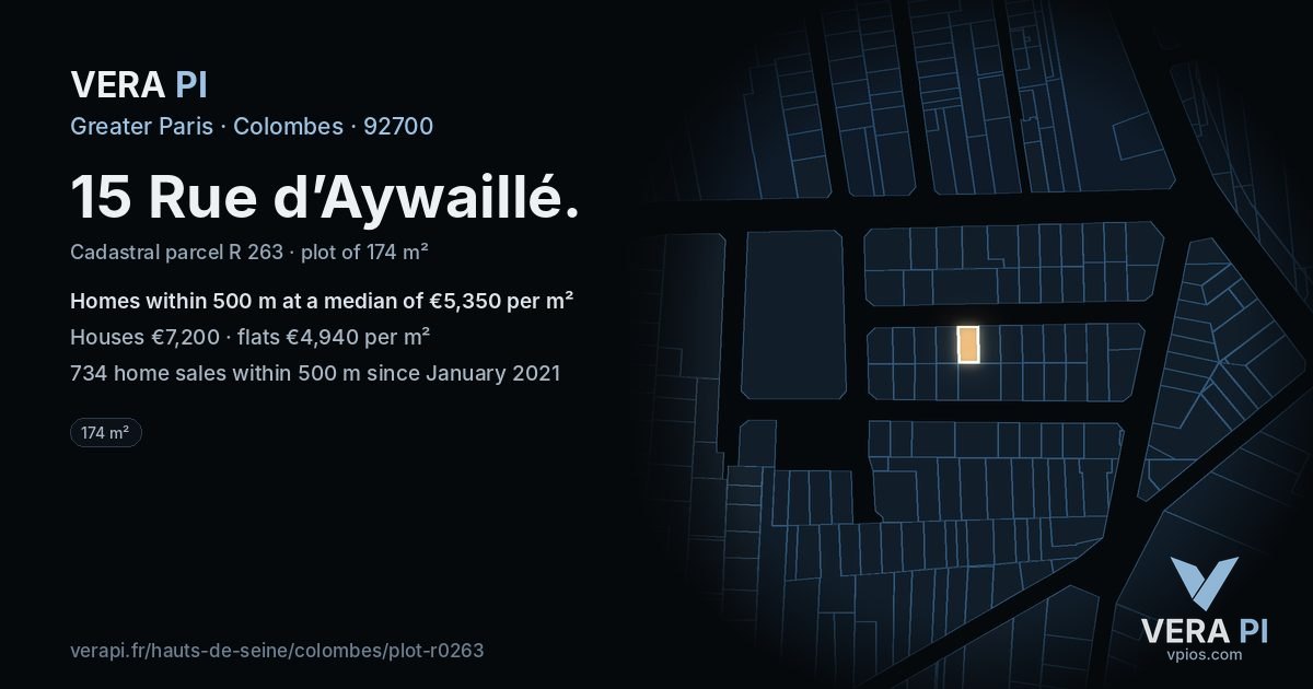15 Rue d’Aywaillé, Colombes at night – the plot lit, the parcels around coloured by the prices near them