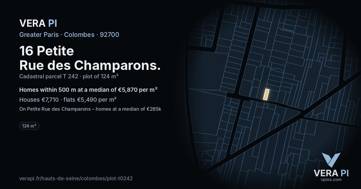 16 Petite Rue des Champarons, Colombes at night – the plot lit, the parcels around coloured by the prices near them