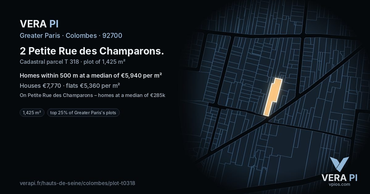 2 Petite Rue des Champarons, Colombes at night – the plot lit, the parcels around coloured by the prices near them