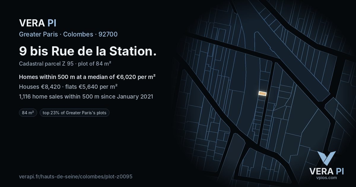 9 bis Rue de la Station, Colombes at night – the plot lit, the parcels around coloured by the prices near them