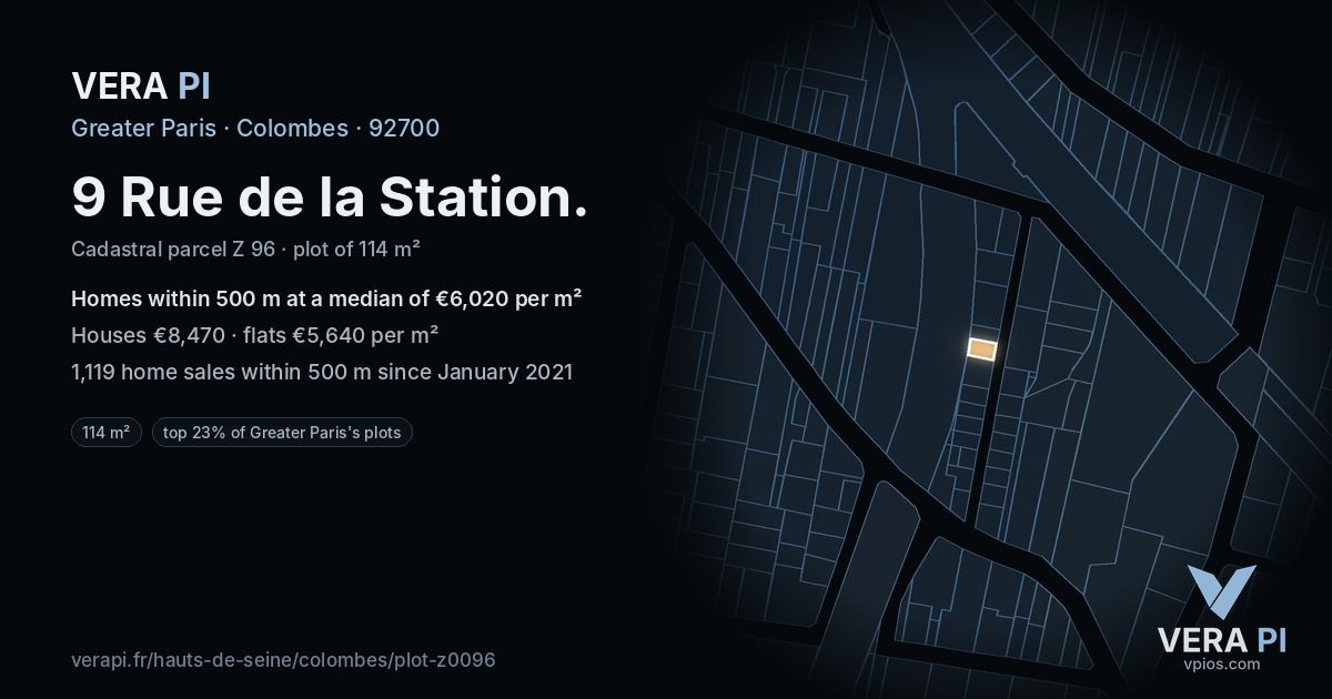 9 Rue de la Station, Colombes at night – the plot lit, the parcels around coloured by the prices near them