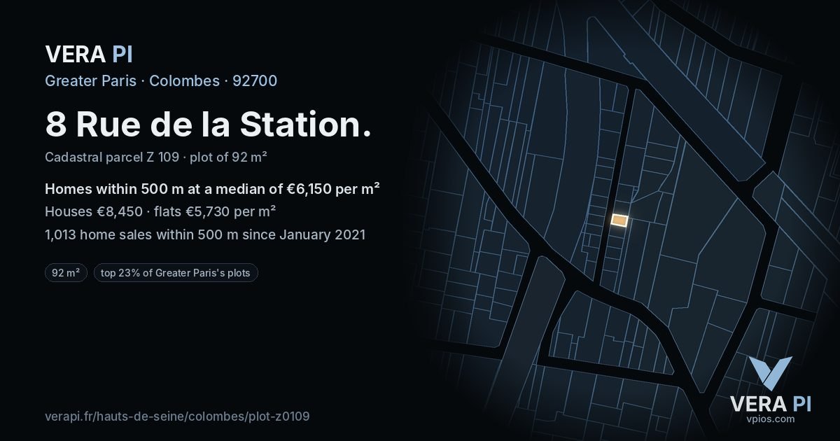 8 Rue de la Station, Colombes at night – the plot lit, the parcels around coloured by the prices near them