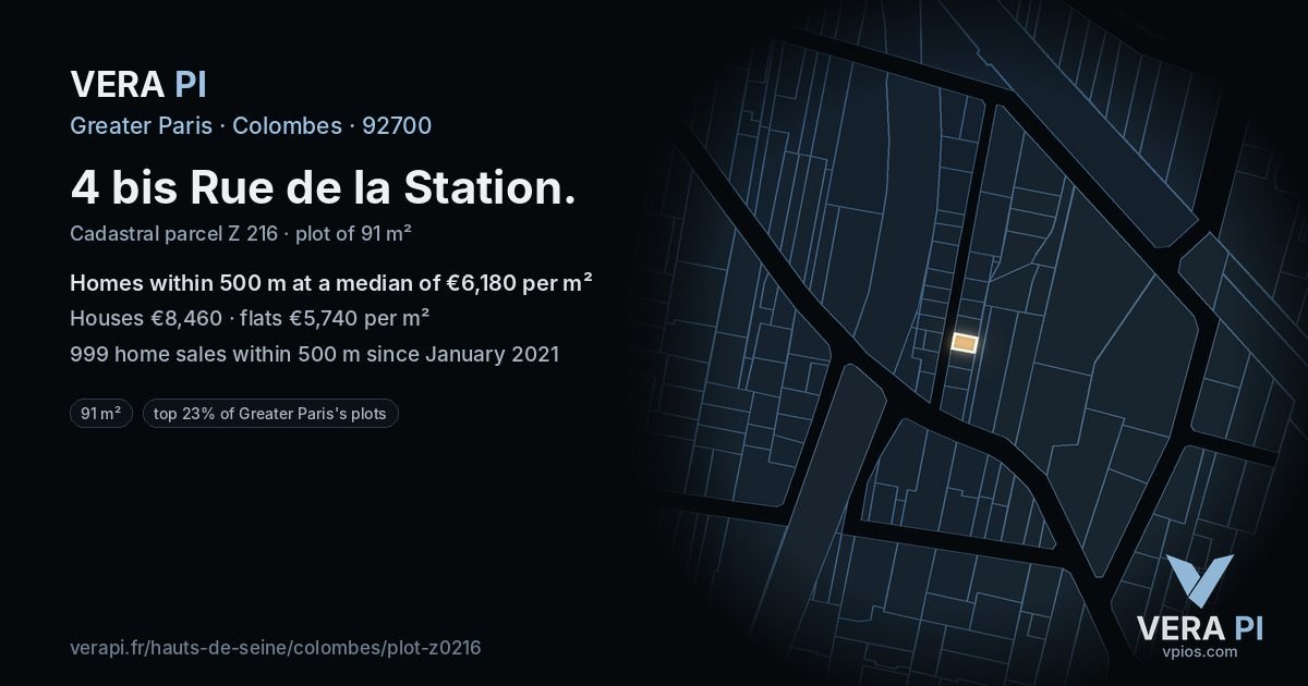 4 bis Rue de la Station, Colombes at night – the plot lit, the parcels around coloured by the prices near them