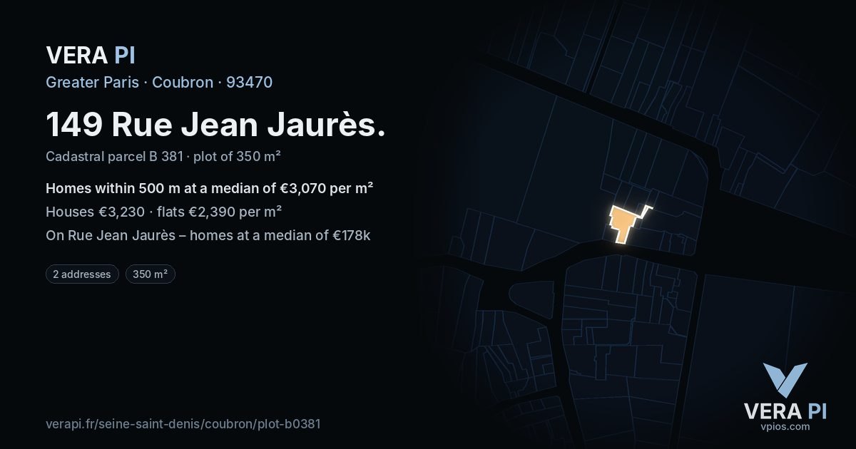 149 Rue Jean Jaurès, Coubron at night – the plot lit, the parcels around coloured by the prices near them
