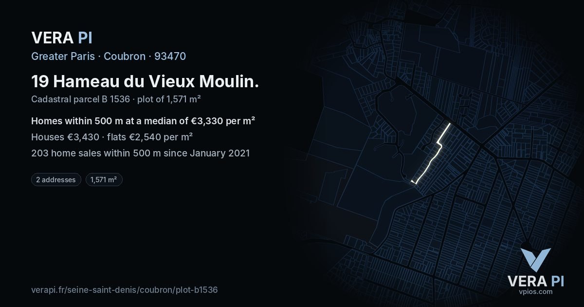 19 Hameau du Vieux Moulin, Coubron at night – the plot lit, the parcels around coloured by the prices near them