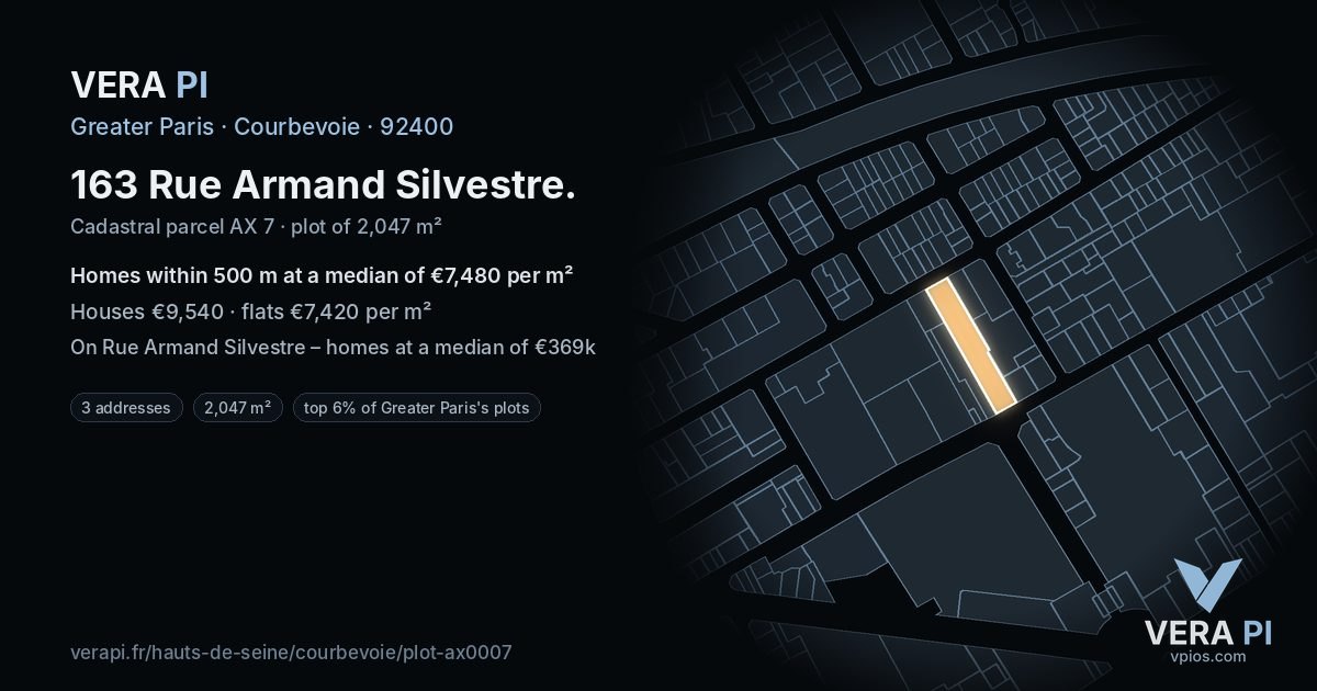 163 Rue Armand Silvestre, Courbevoie at night – the plot lit, the parcels around coloured by the prices near them