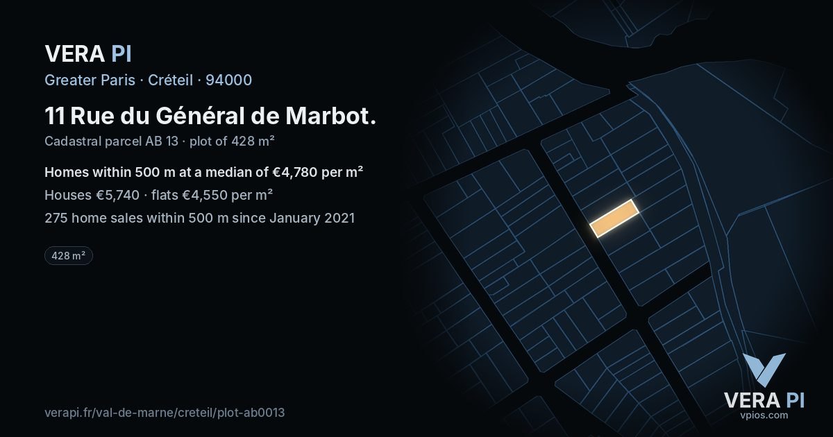 11 Rue du Général de Marbot, Créteil at night – the plot lit, the parcels around coloured by the prices near them