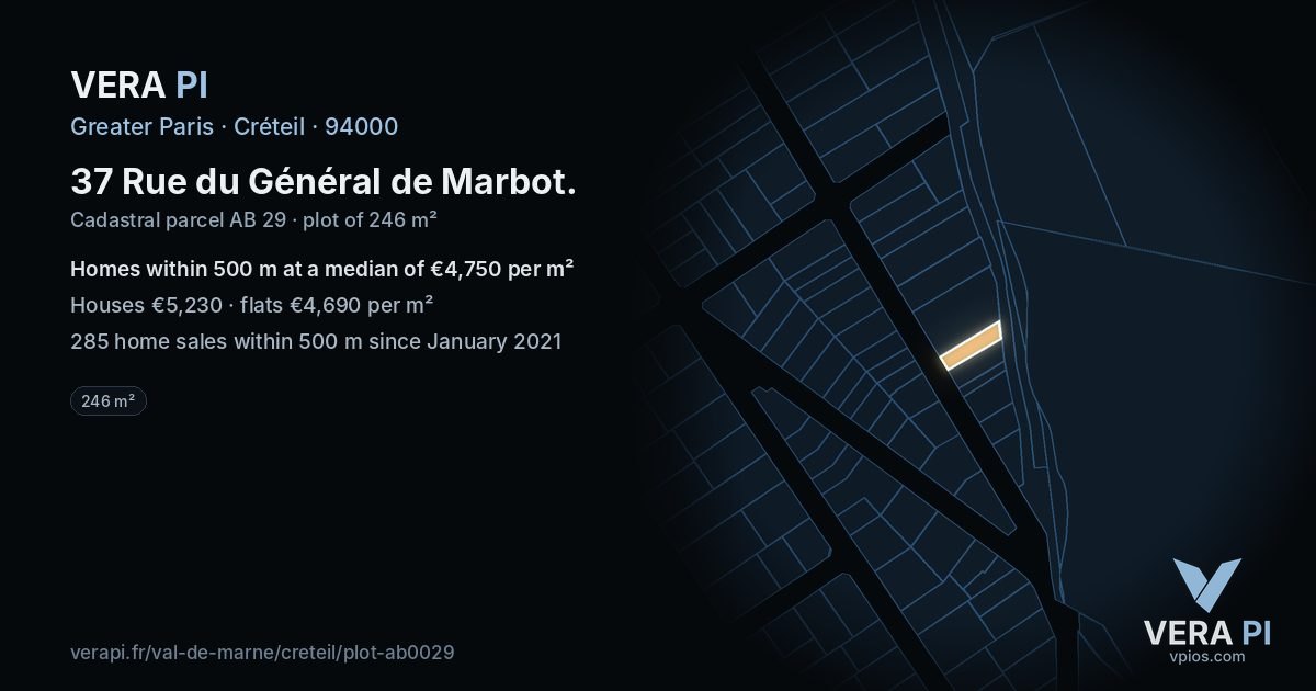 37 Rue du Général de Marbot, Créteil at night – the plot lit, the parcels around coloured by the prices near them