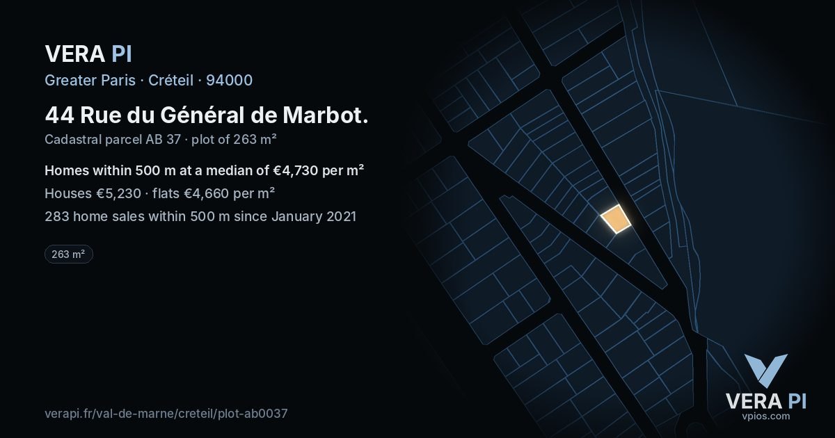 44 Rue du Général de Marbot, Créteil at night – the plot lit, the parcels around coloured by the prices near them