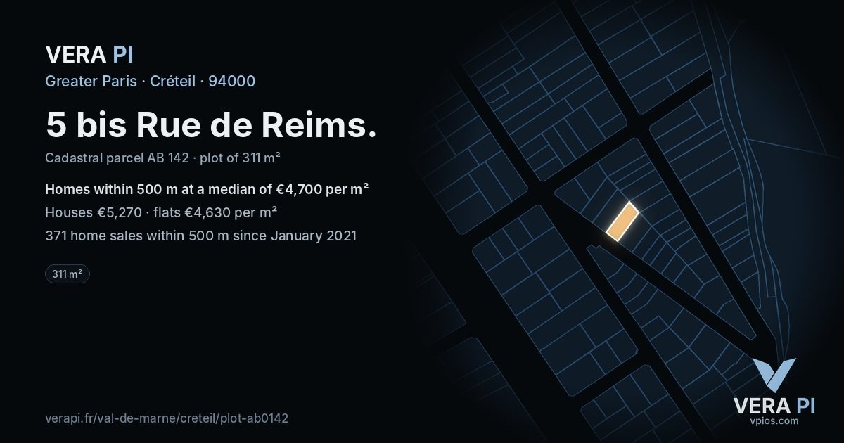 5 bis Rue de Reims, Créteil at night – the plot lit, the parcels around coloured by the prices near them