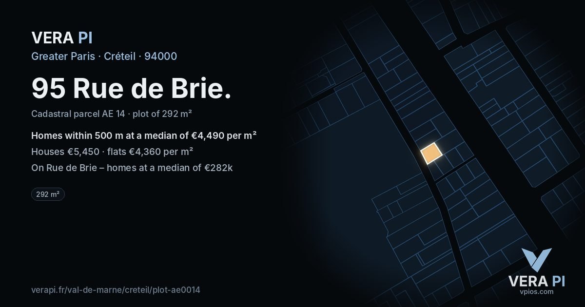 95 Rue de Brie, Créteil at night – the plot lit, the parcels around coloured by the prices near them