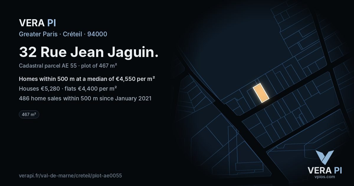 32 Rue Jean Jaguin, Créteil at night – the plot lit, the parcels around coloured by the prices near them