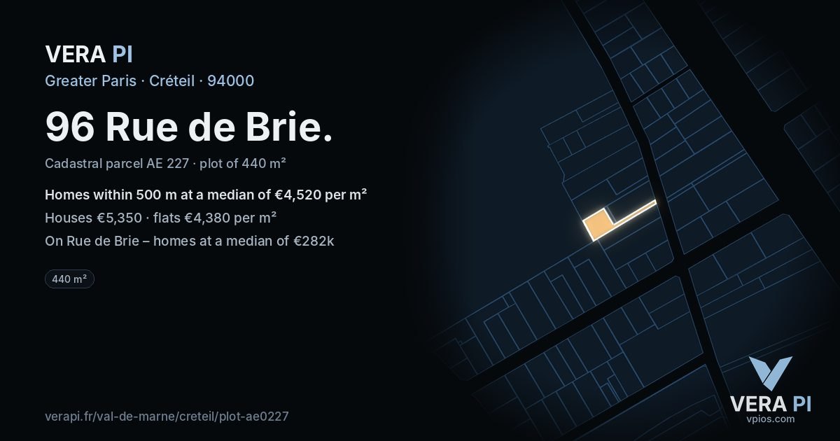 96 Rue de Brie, Créteil at night – the plot lit, the parcels around coloured by the prices near them