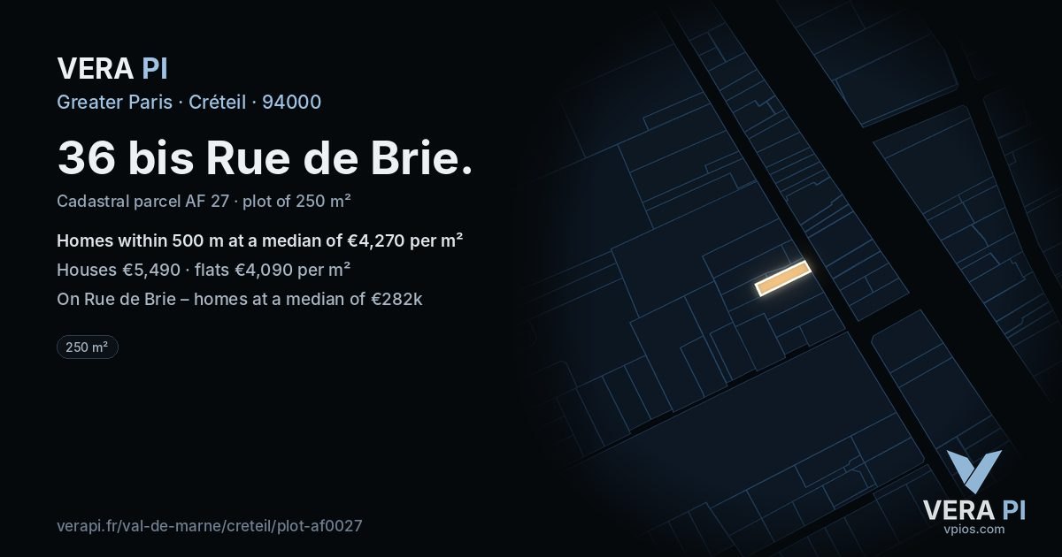 36 bis Rue de Brie, Créteil at night – the plot lit, the parcels around coloured by the prices near them