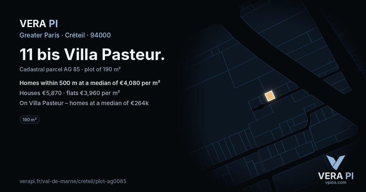 11 bis Villa Pasteur, Créteil at night – the plot lit, the parcels around coloured by the prices near them