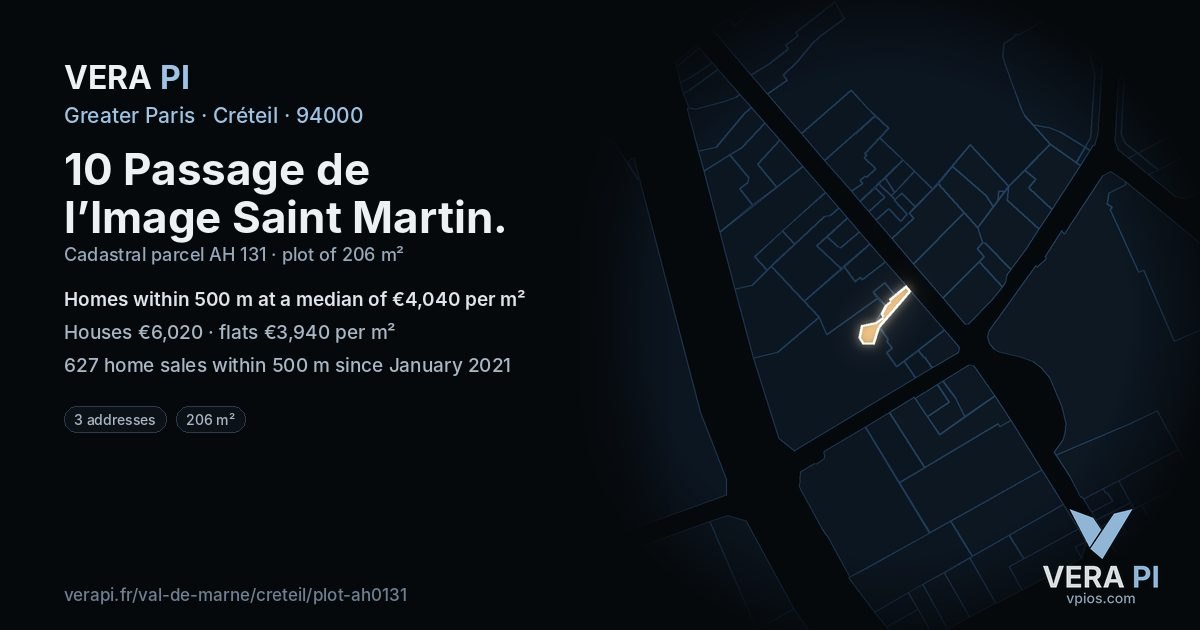 10 Passage de l’Image Saint Martin, Créteil at night – the plot lit, the parcels around coloured by the prices near them