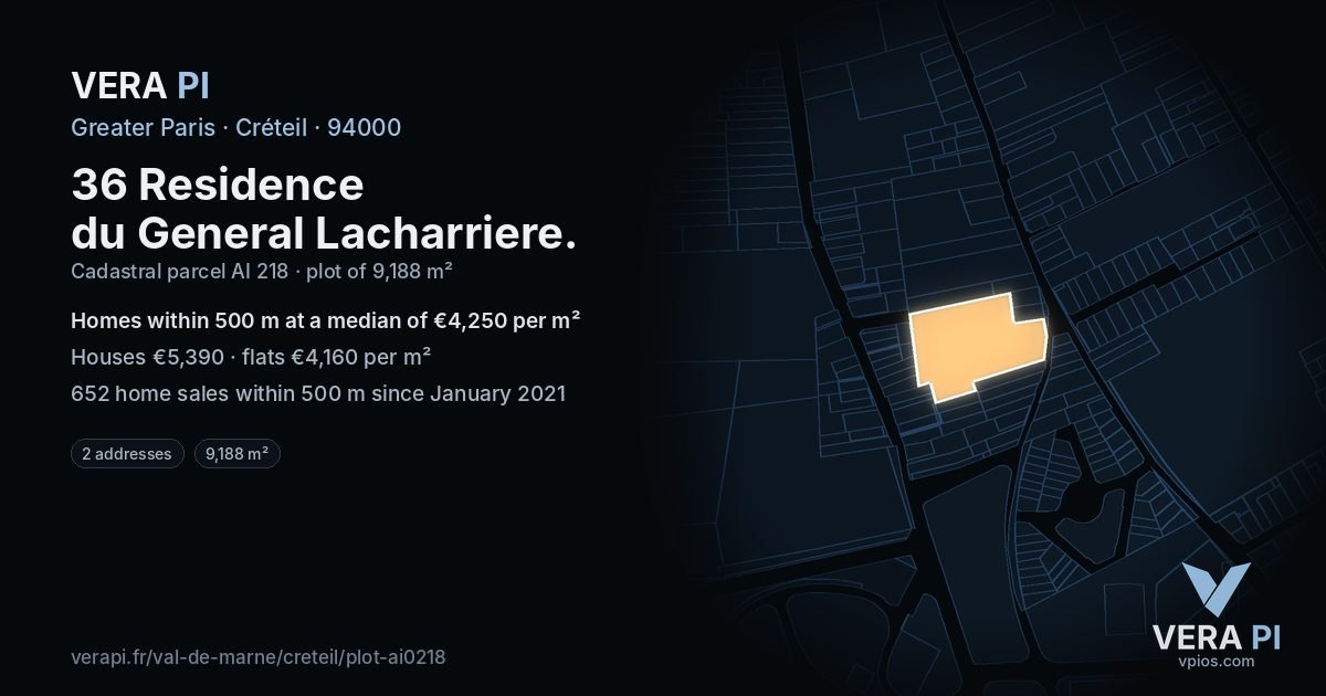 36 Residence du General Lacharriere, Créteil at night – the plot lit, the parcels around coloured by the prices near them