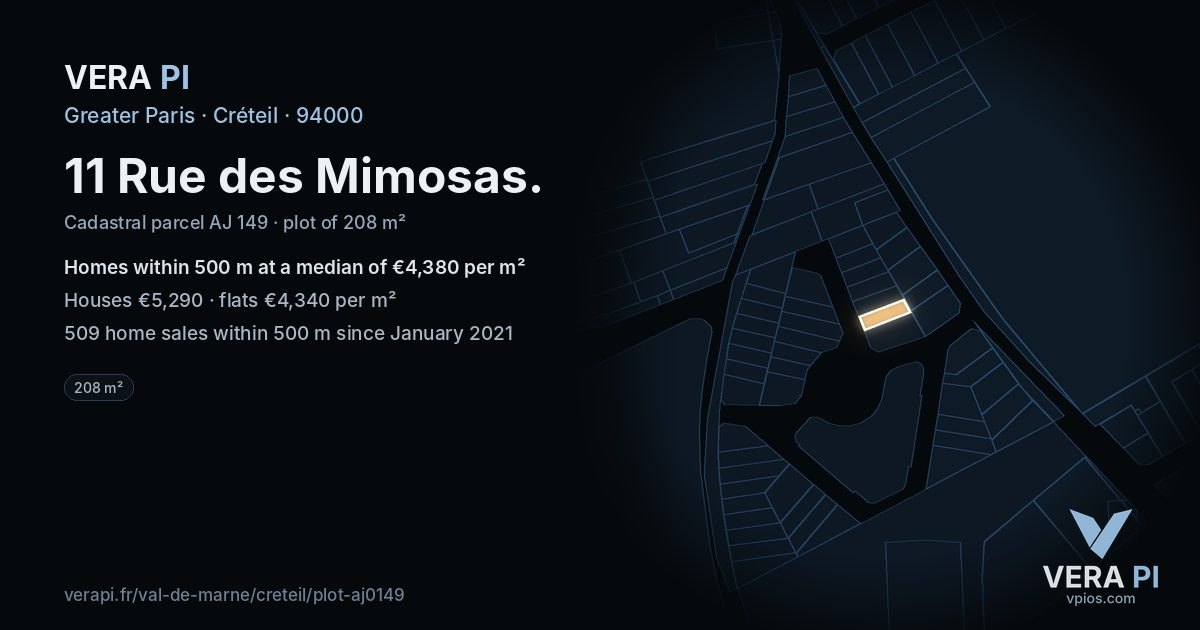 11 Rue des Mimosas, Créteil at night – the plot lit, the parcels around coloured by the prices near them