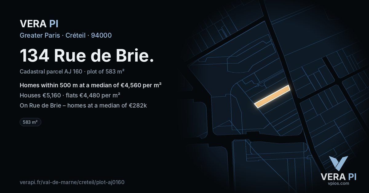 134 Rue de Brie, Créteil at night – the plot lit, the parcels around coloured by the prices near them
